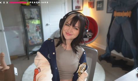peachjars only fans leaked|PeachJars Nude Workout Onlyfans Livestream Leaked Part 1.